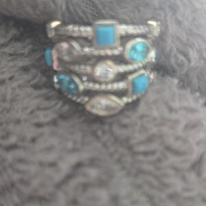 Elegant Silver and Blue Gemstone Ring